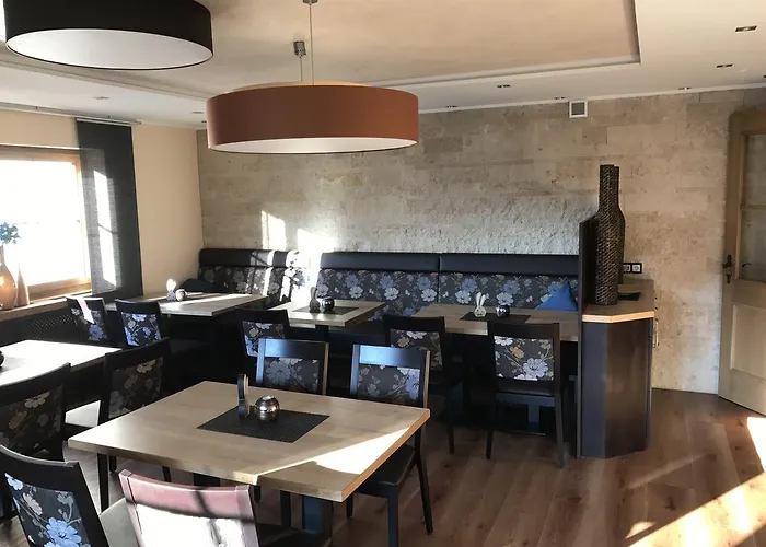 Kaesser בית הארחה